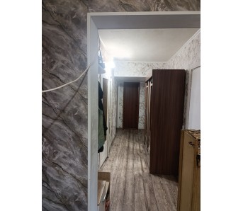 4-комн. квартира, кв-л Якира 2