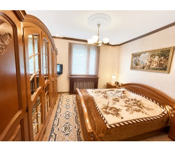 6-комн. квартира, мкр 1-й микрорайон