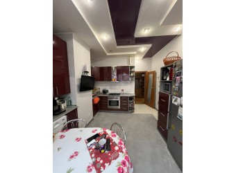 3-комн. квартира, кв-л Молодежный 20