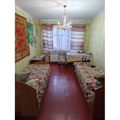 3-комн. квартира, кв-л Левченко 18