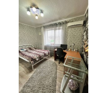 6-комн. дом, ул. Кавказская