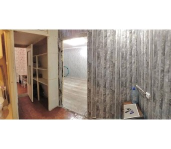 1-комн. квартира, кв-л Дзержинского 9