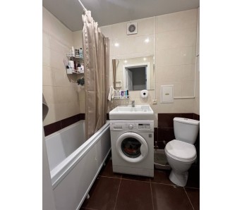 3-комн. квартира, кв-л 30-й 13