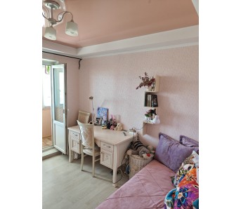 3-комн. квартира, кв-л Норинского 3