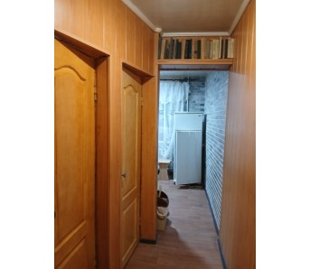 2-комн. квартира, кв-л Гагарина 4