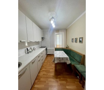 2-комн. квартира, ул. Оборонная