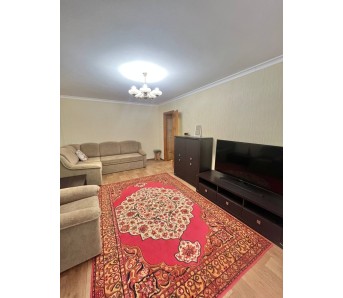 2-комн. квартира, ул. Оборонная