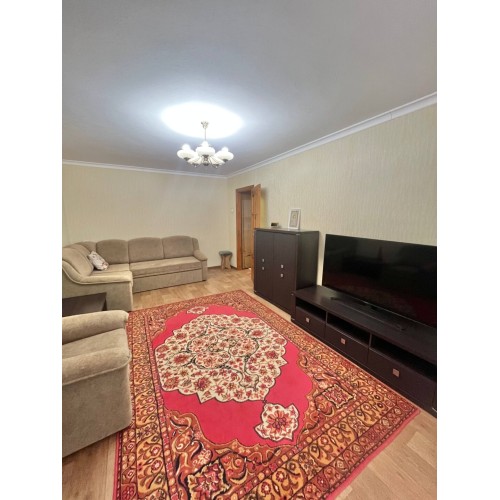2-комн. квартира, ул. Оборонная
