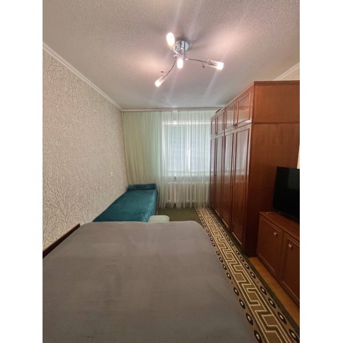 2-комн. квартира, ул. Оборонная