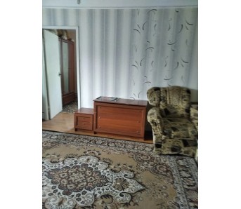 2-комн. квартира, кв-л Ватутина 1