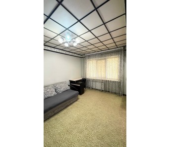 2-комн. квартира, кв-л Ватутина 23
