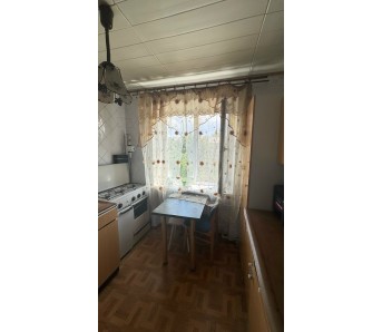 2-комн. квартира, кв-л Солнечный 24