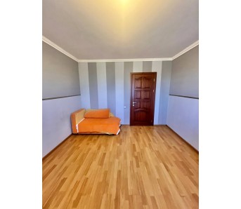 2-комн. квартира, кв-л Волкова 1