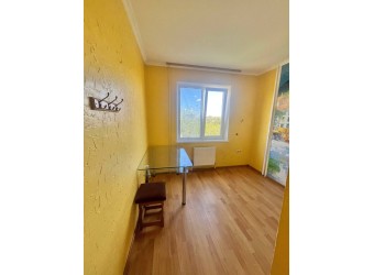 2-комн. квартира, кв-л Волкова 1