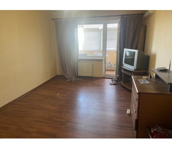 2-комн. квартира, кв-л Якира 6