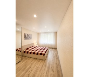 3-комн. квартира, кв-л Волкова 32