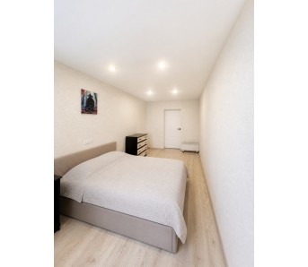 3-комн. квартира, кв-л Волкова 32