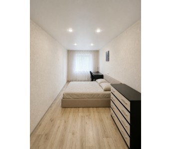 3-комн. квартира, кв-л Волкова 32