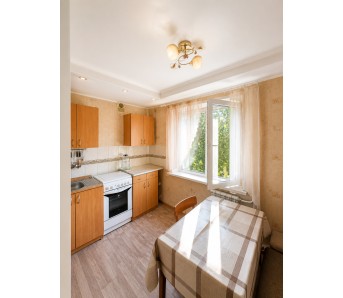 2-комн. квартира, кв-л Левченко 7
