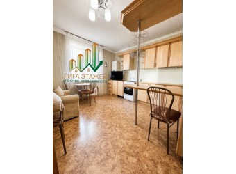 4-комн. квартира, ул. Курчатова