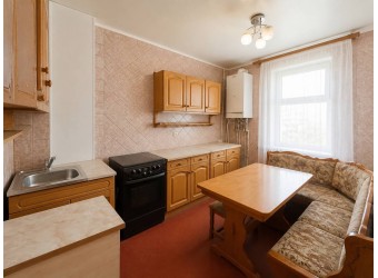 3-комн. квартира, кв-л Острая Могила 157