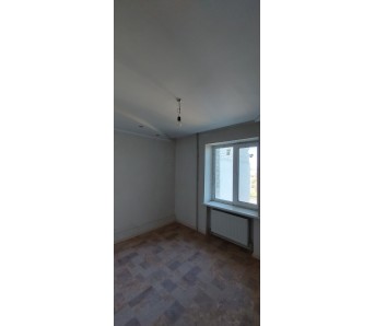 3-комн. квартира, ул. Андрея Линева