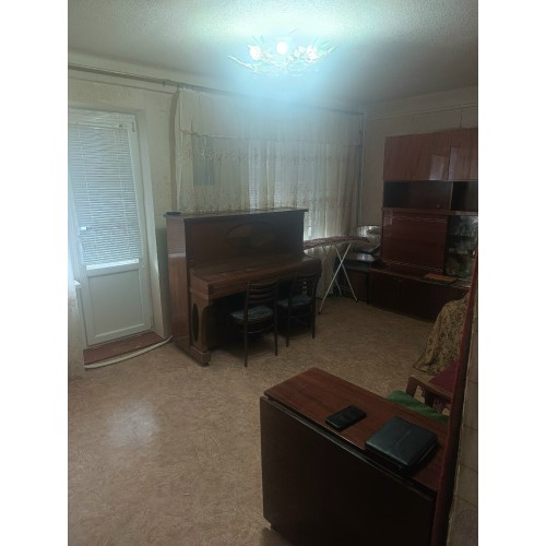 2-комн. квартира, кв-л Комарова 26