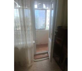 2-комн. квартира, кв-л Комарова 26