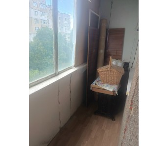 2-комн. квартира, кв-л Комарова 26