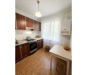 2-комн. квартира, кв-л Волкова 19