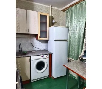 2-комн. квартира, кв-л Якира 6