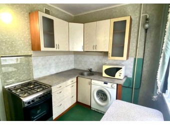 2-комн. квартира, кв-л Якира 6