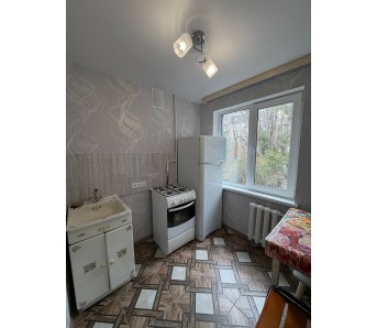 2-комн. квартира, ул. 30-летия Победы