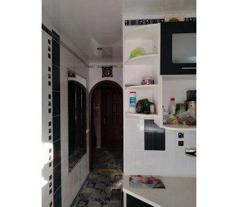2-комн. квартира, кв-л Жукова 20