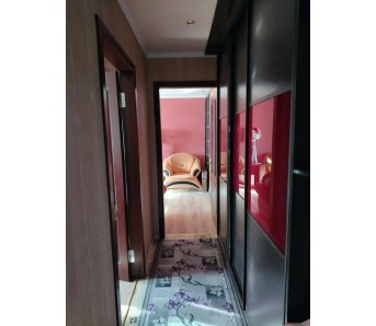 2-комн. квартира, кв-л Жукова 20