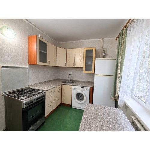2-комн. квартира, кв-л Якира 6