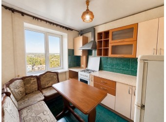 4-комн. квартира, ул. Андрея Линева