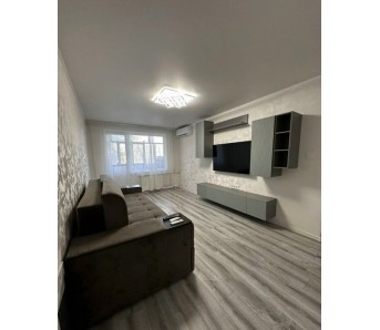 2-комн. квартира, кв-л Гагарина 11